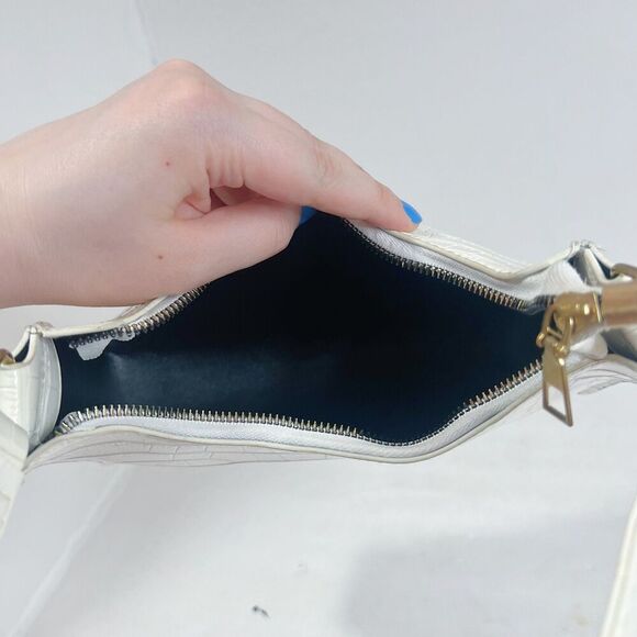 Shein White Faux Patent Leather Crocodile Embossed Shoulder Bag - Picture 4 of 8